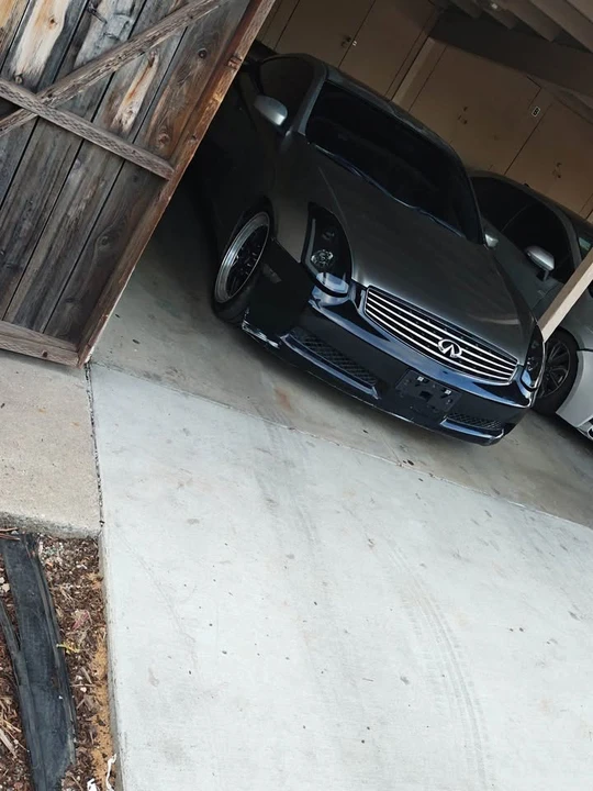 2003 Infiniti G35 3rd Gen - Image 2 of 3