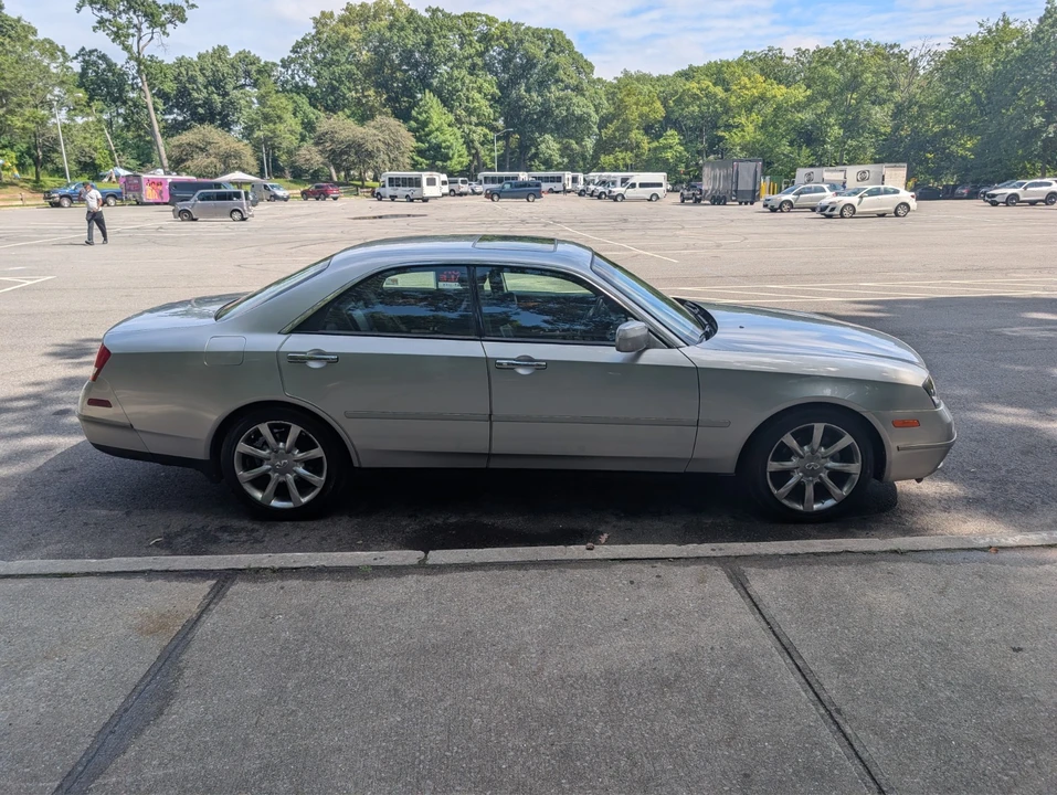 2003 Infiniti M 2nd Gen - Image 2 of 22