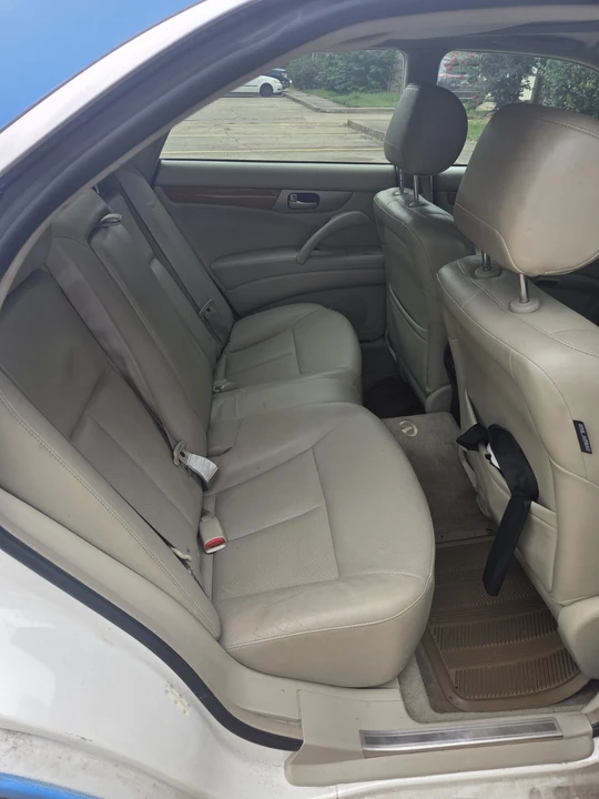 2003 Infiniti M 2nd Gen - Image 5 of 6