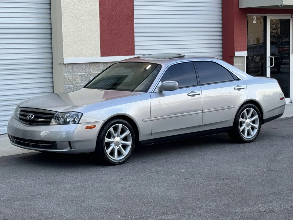 2003 Infiniti M 2nd Gen - Image 2 of 31