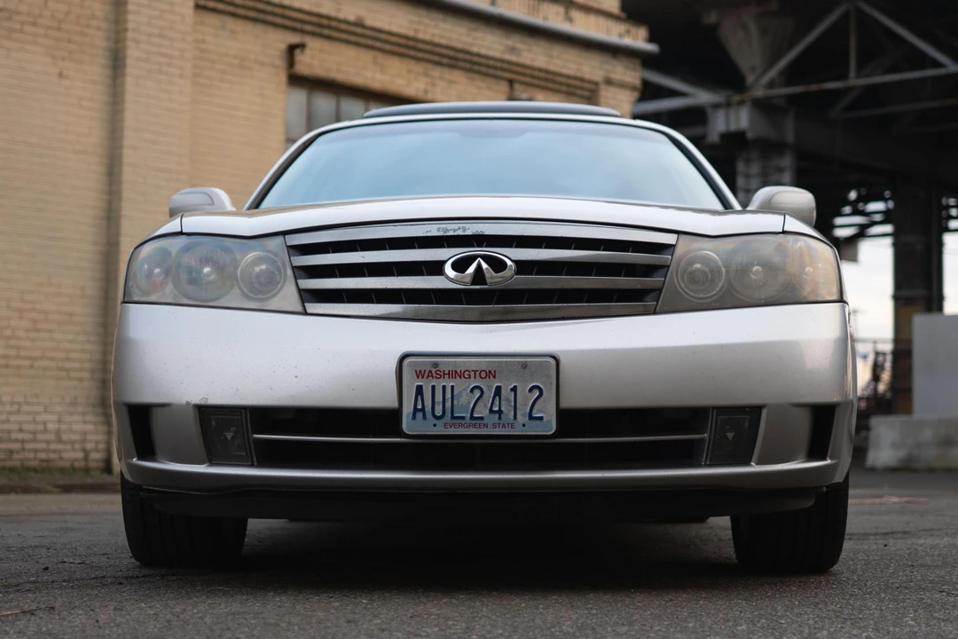 2003 Infiniti M 2nd Gen - Image 2 of 31