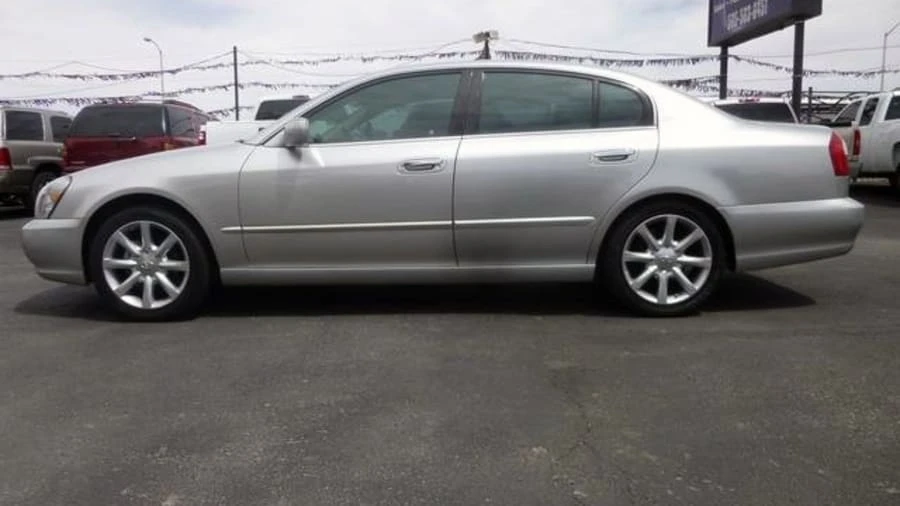 2003 Infiniti Q45 3rd Gen - Image 2 of 12