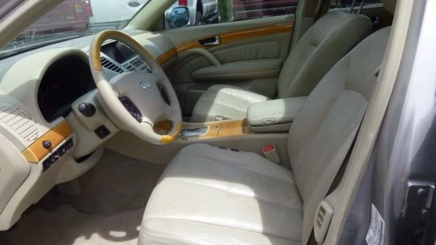 2003 Infiniti Q45 3rd Gen - Image 3 of 12