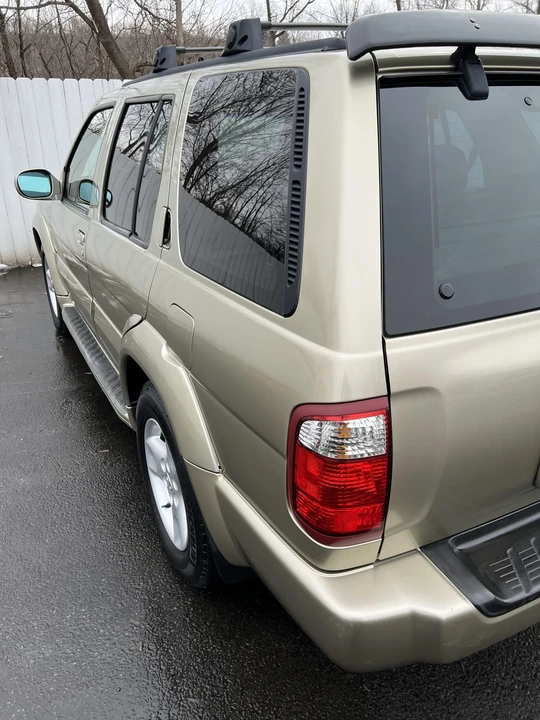 2003 Infiniti QX4 - Image 23 of 31