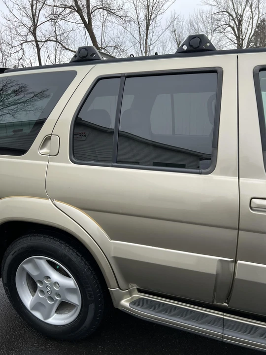 2003 Infiniti QX4 - Image 28 of 31