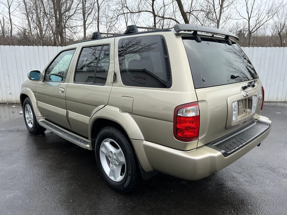 2003 Infiniti QX4 - Image 13 of 31