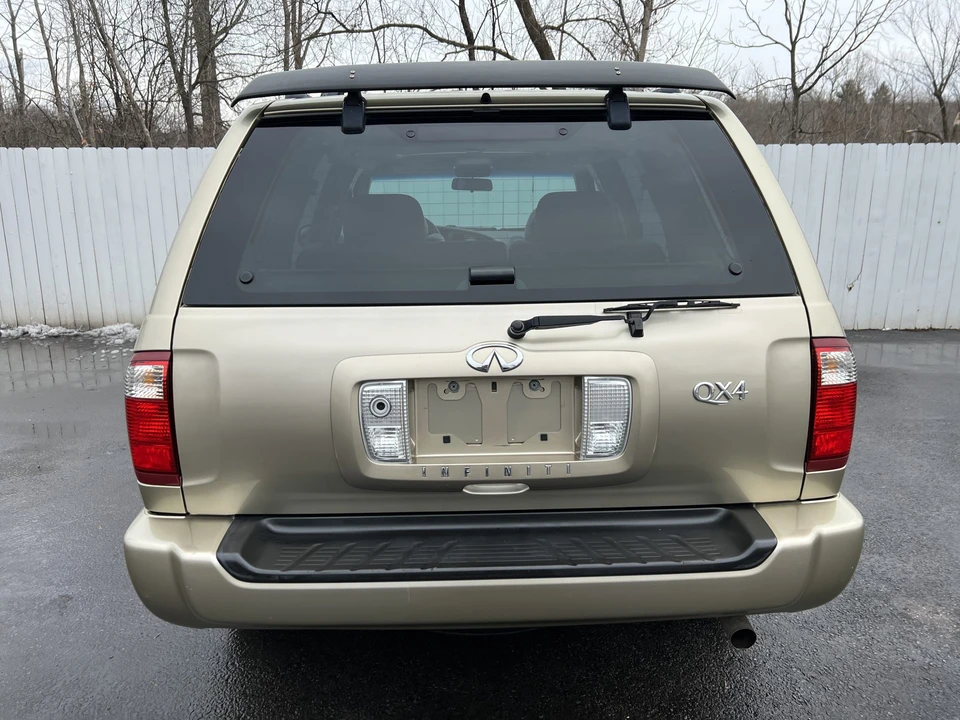 2003 Infiniti QX4 - Image 11 of 31