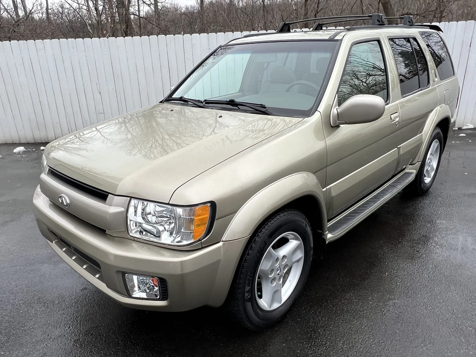 2003 Infiniti QX4 - Image 3 of 31