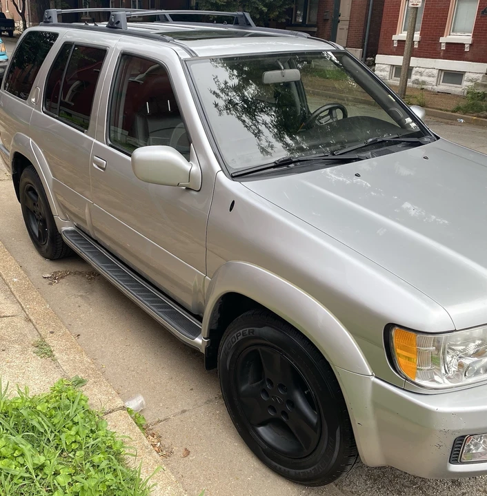 2003 Infiniti QX4 - Image 5 of 24