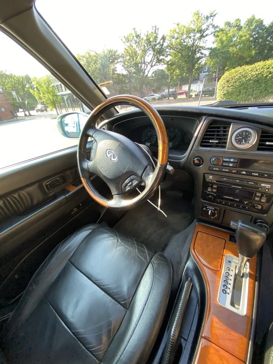 2003 Infiniti QX4 - Image 9 of 24