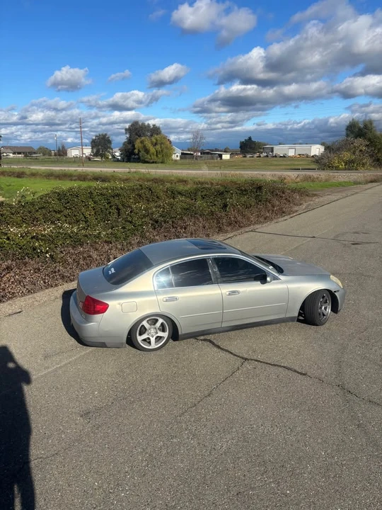 2003 Infiniti G35 3rd Gen - Image 3 of 4