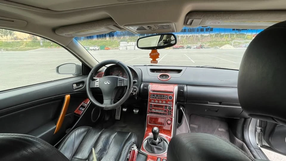 2003 Infiniti G35 3rd Gen - Image 4 of 12