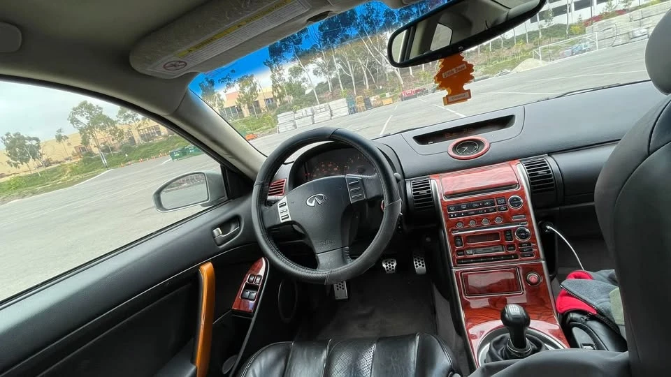 2003 Infiniti G35 3rd Gen - Image 6 of 12