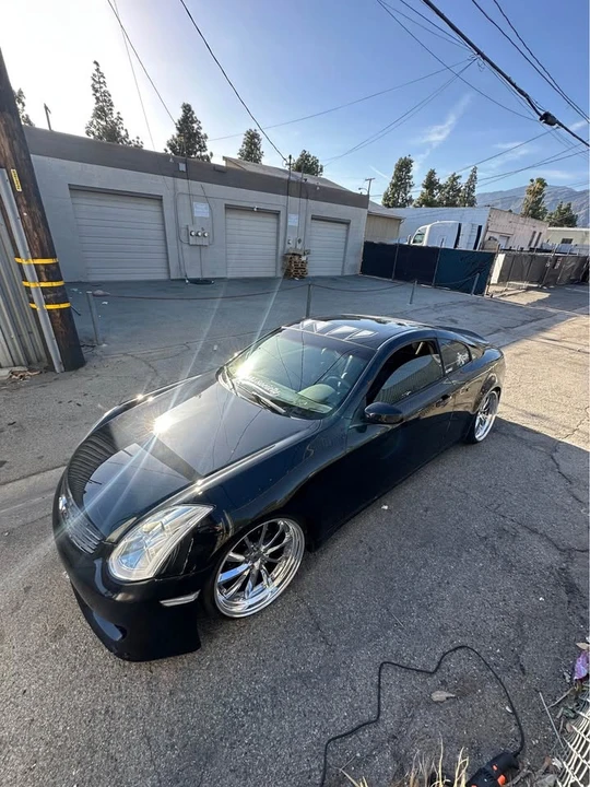 2003 Infiniti G35 3rd Gen - Image 3 of 4