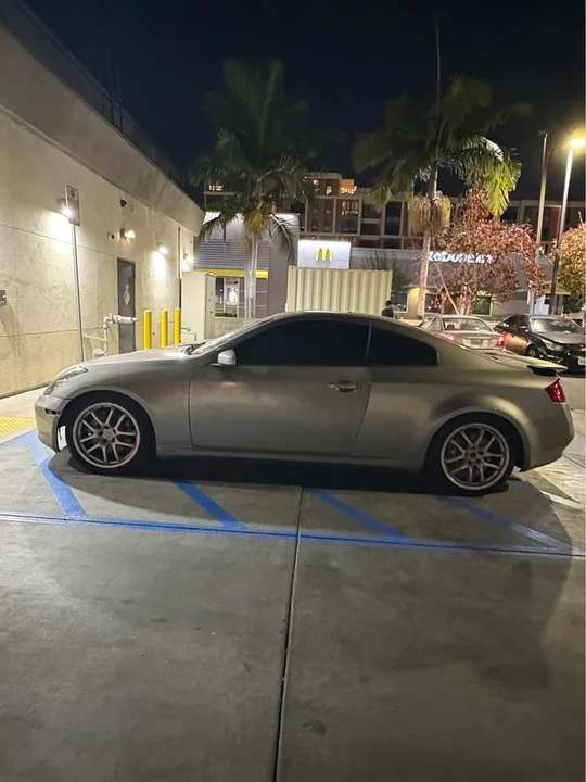 2003 Infiniti G35 3rd Gen - Image 11 of 12