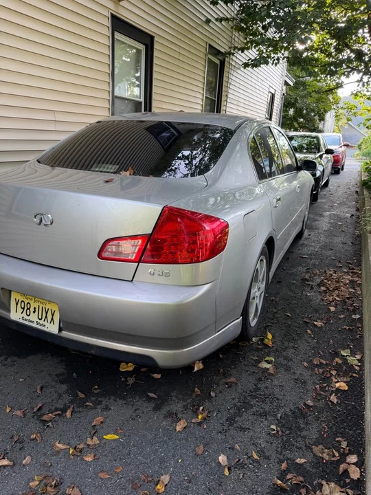 2003 Infiniti G35 3rd Gen - Image 2 of 4