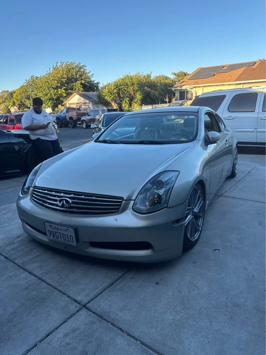 2003 Infiniti G35 3rd Gen - Image 2 of 3