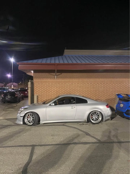 2003 Infiniti G35 3rd Gen - Image 2 of 11