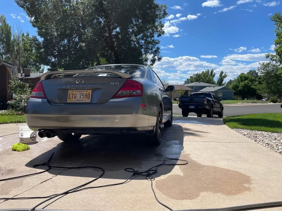 2003 Infiniti M 2nd Gen - Image 2 of 4
