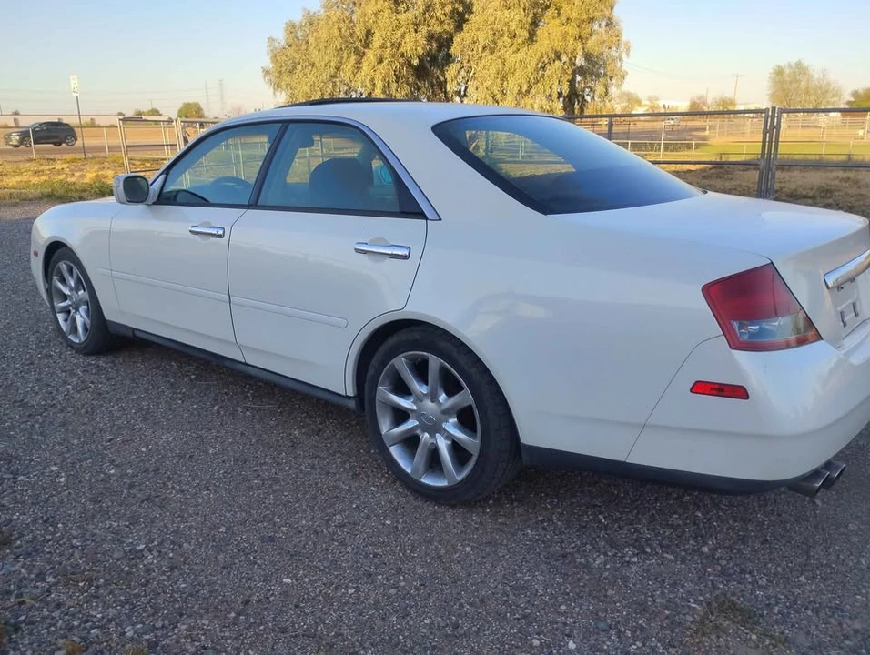 2003 Infiniti M 2nd Gen - Image 2 of 8