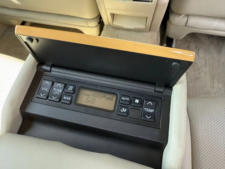2003 Infiniti Q45 3rd Gen - Image 15 of 20