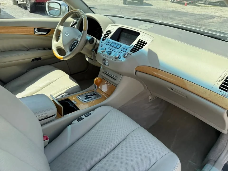 2003 Infiniti Q45 3rd Gen - Image 18 of 20