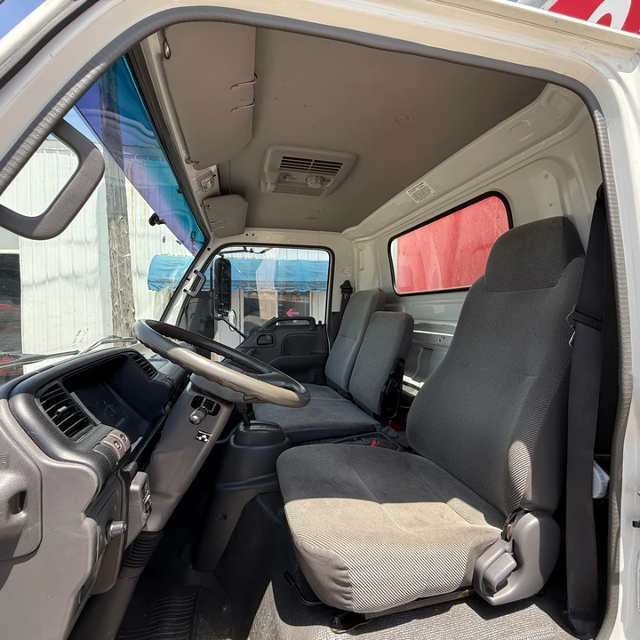 2003 Isuzu Elf - Image 6 of 7