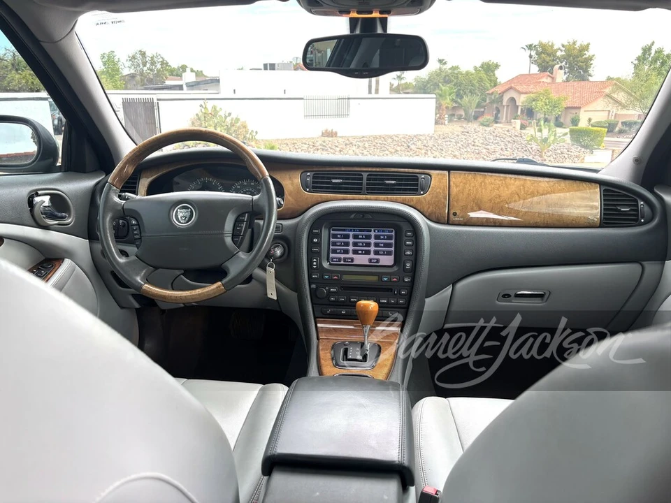 2003 Jaguar S-Type 2nd Gen - Image 6 of 7