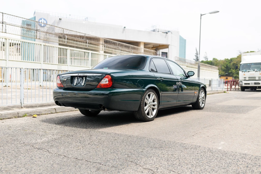 2003 Jaguar X308 XJR - Image 13 of 31