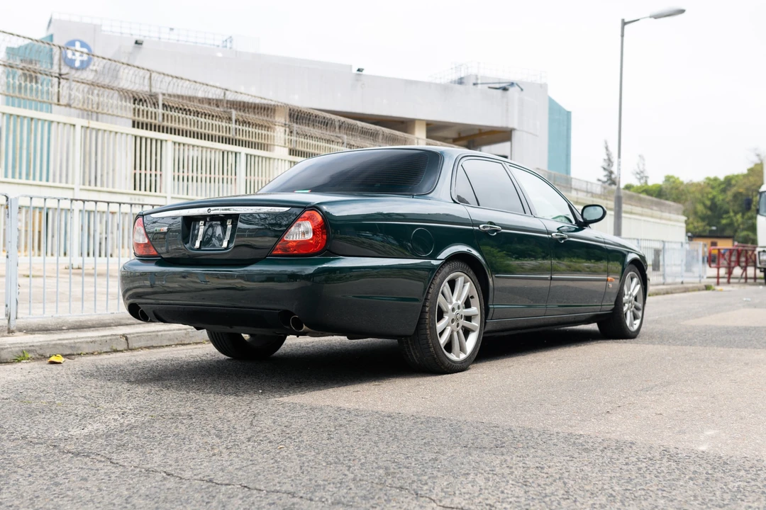 2003 Jaguar X308 XJR - Image 12 of 31
