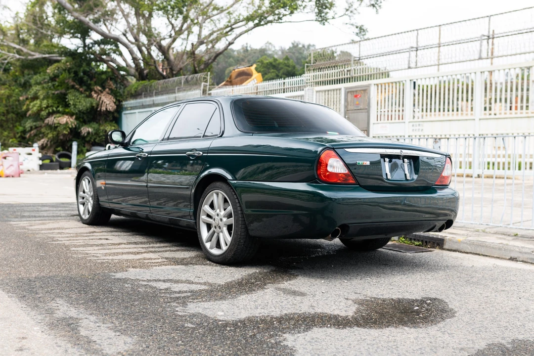 2003 Jaguar X308 XJR - Image 16 of 31