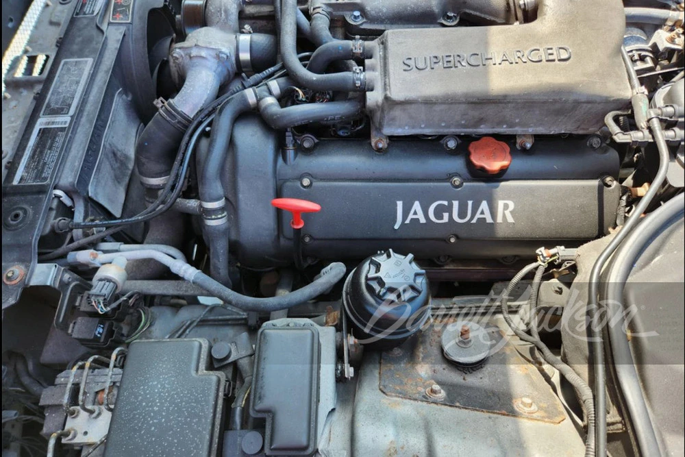 2003 Jaguar X308 XJR - Image 3 of 12