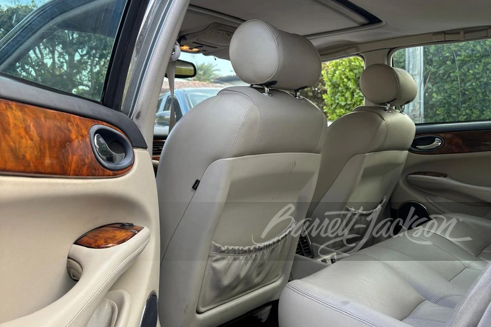 2003 Jaguar X308 XJR - Image 7 of 12