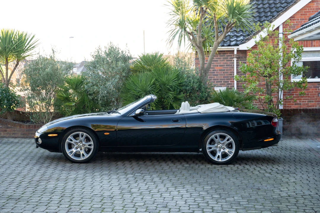 2003 Jaguar X100 XK8 - Image 5 of 31
