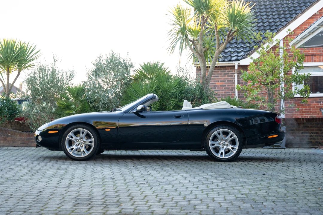 2003 Jaguar X100 XK8 - Image 13 of 31