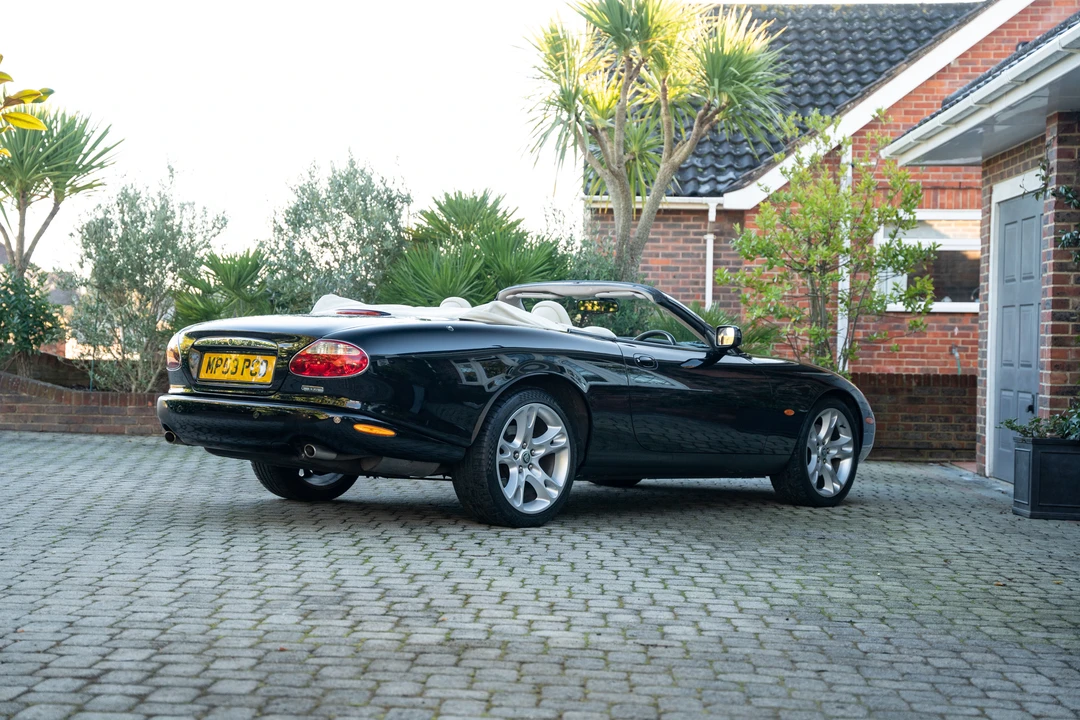 2003 Jaguar X100 XK8 - Image 16 of 31