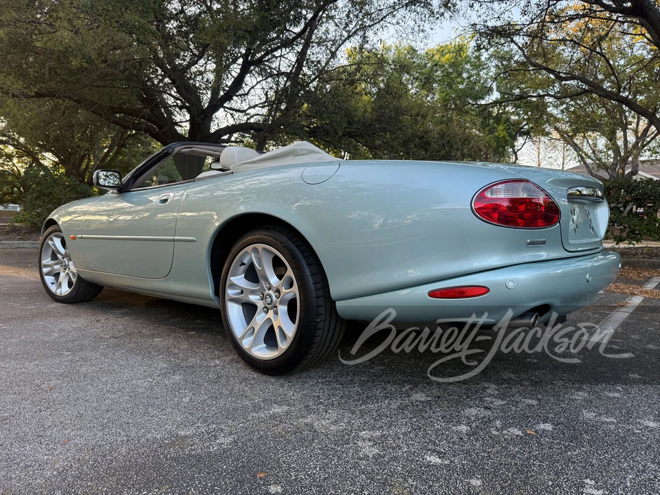 2003 Jaguar X100 XK8 - Image 16 of 27