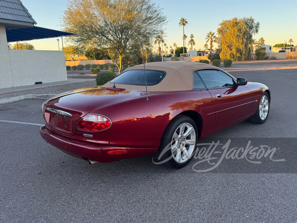 2003 Jaguar X100 XK8 - Image 8 of 15