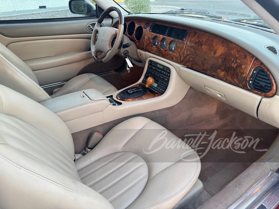 2003 Jaguar X100 XK8 - Image 10 of 15