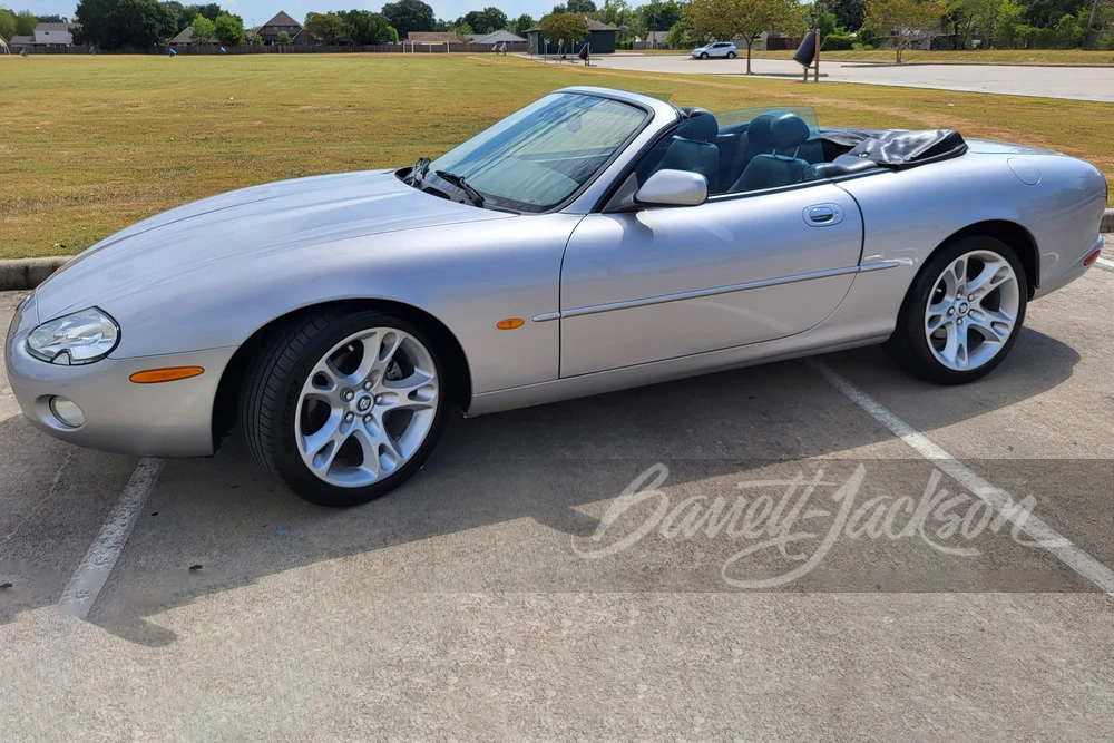 2003 Jaguar X100 XK8 - Image 17 of 31