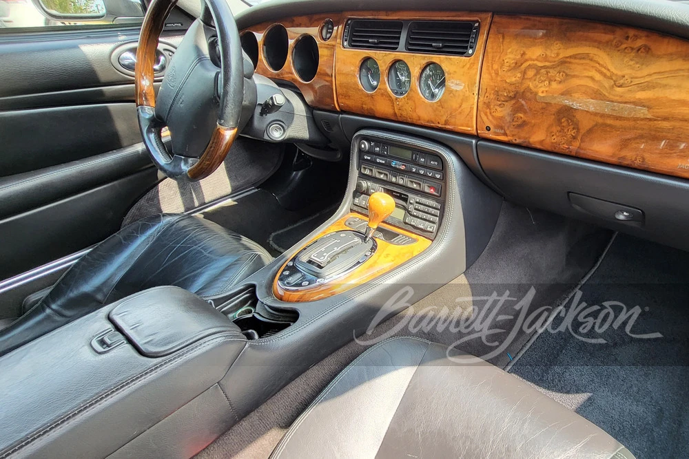 2003 Jaguar X100 XK8 - Image 23 of 31