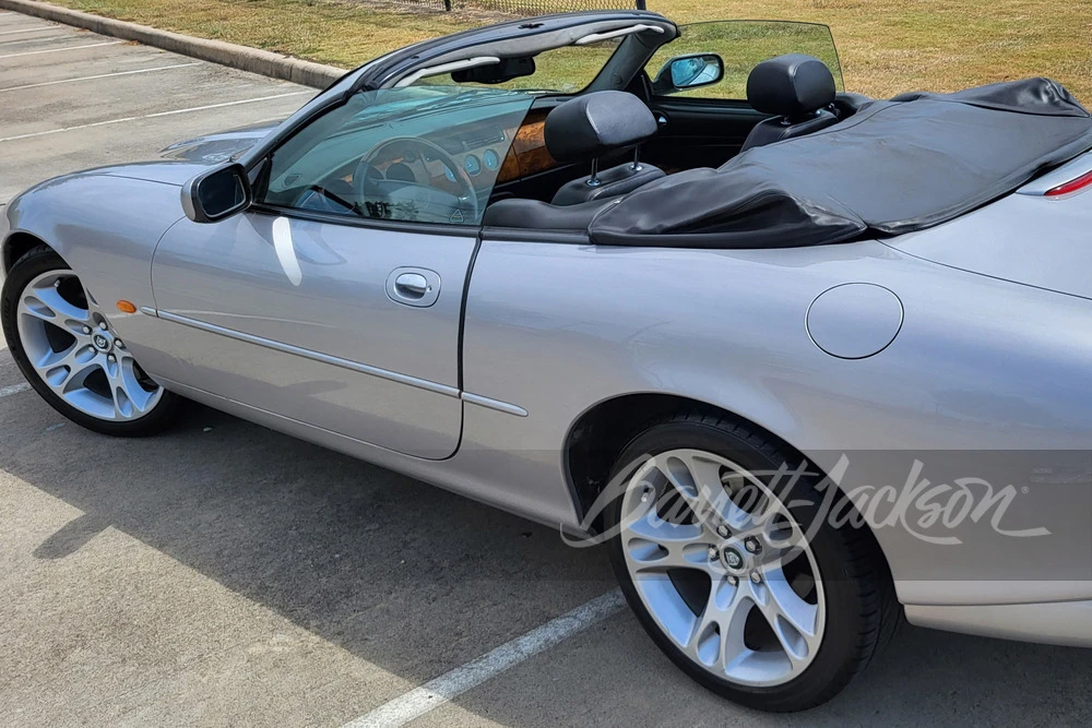 2003 Jaguar X100 XK8 - Image 27 of 31