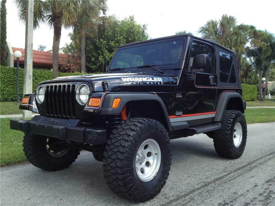 2003 Jeep TJ Wrangler - Image 2 of 5