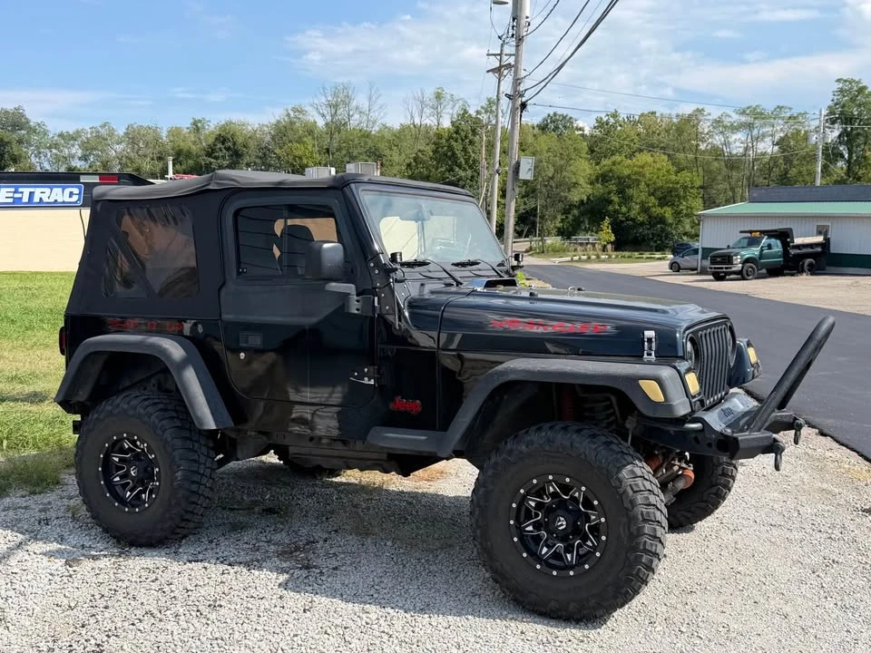 2003 Jeep TJ Wrangler - Image 16 of 17