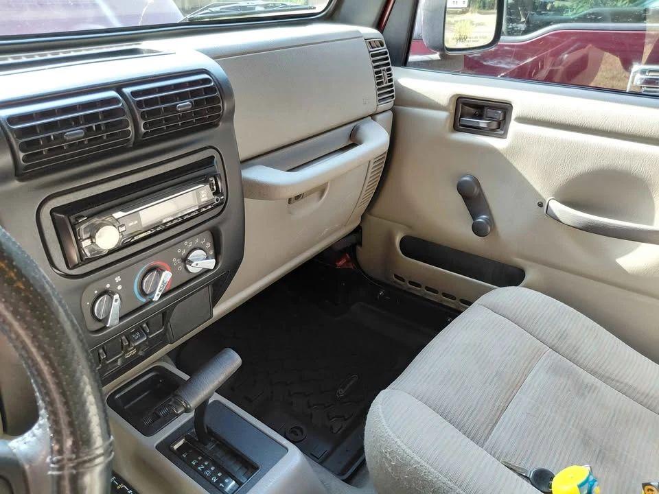 2003 Jeep TJ Wrangler - Image 5 of 8
