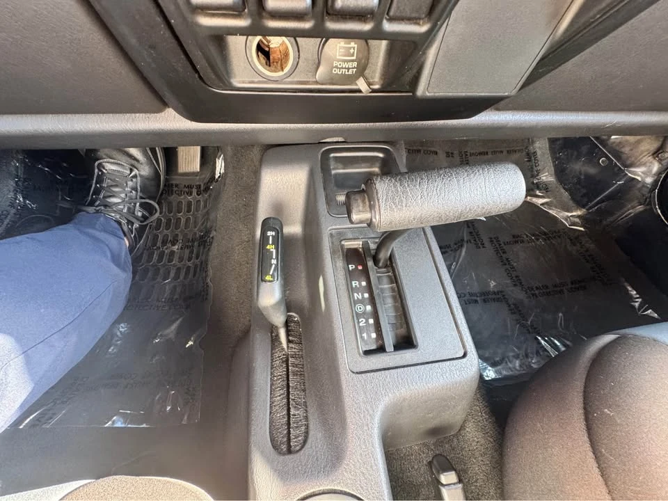 2003 Jeep TJ Wrangler - Image 11 of 15