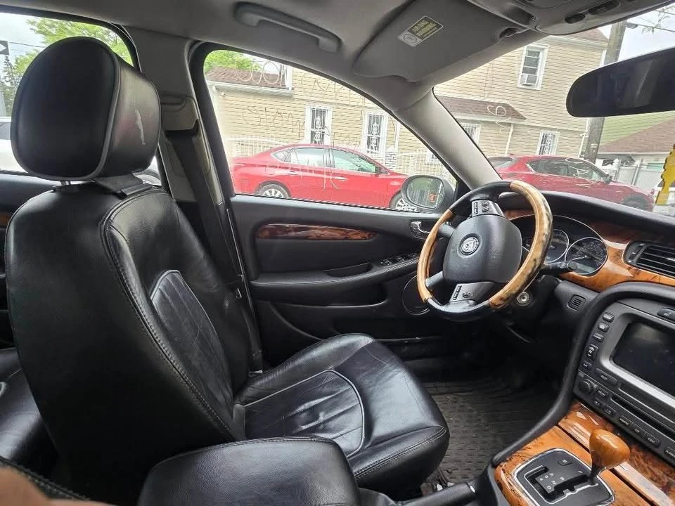 2003 Jaguar X-Type - Image 7 of 11