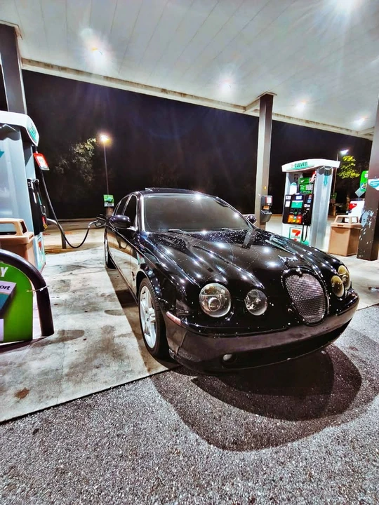 2003 Jaguar S-Type 2nd Gen - Image 2 of 10
