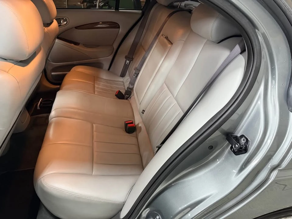 2003 Jaguar S-Type 2nd Gen - Image 3 of 3
