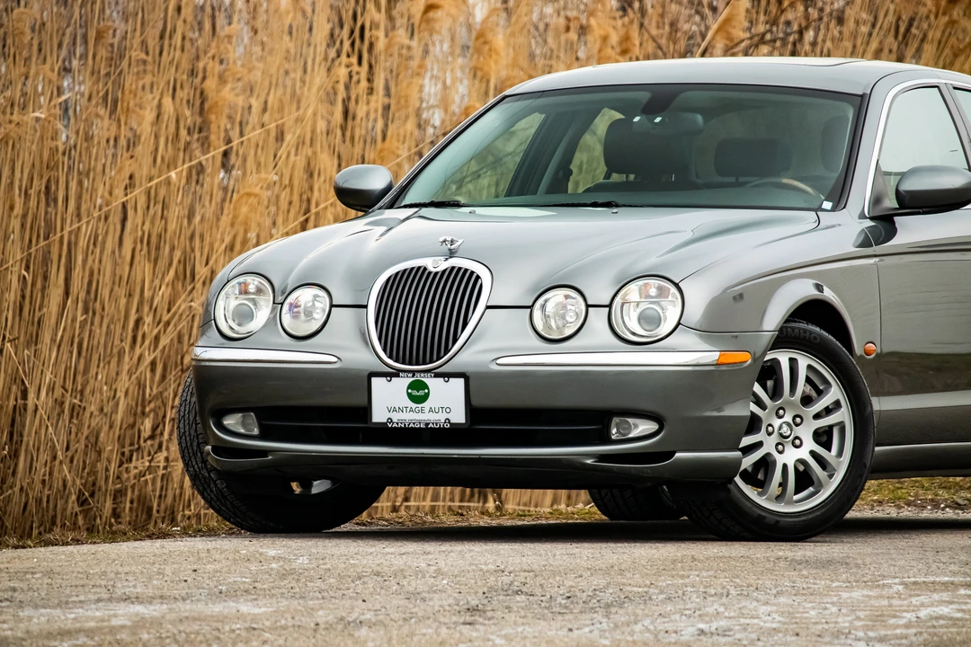 2003 Jaguar S-Type 2nd Gen - Image 24 of 31